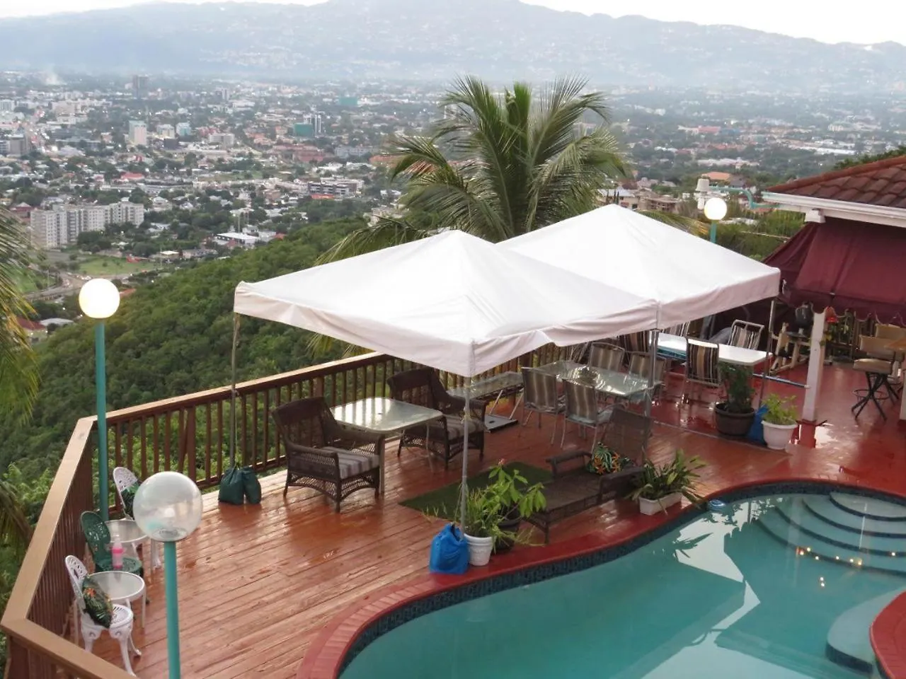 Homestay Top Klass Villas Kingston