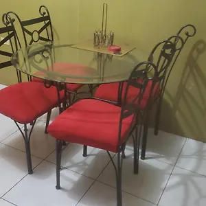 Homestay Pearl Of The City, Kingston